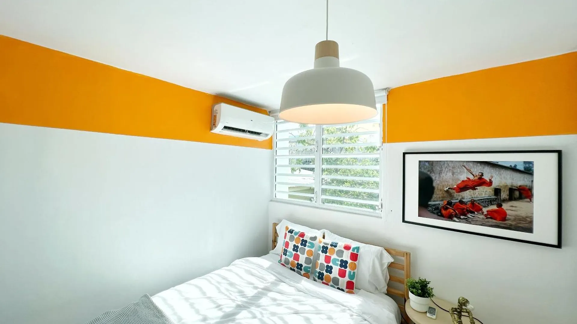Spacious 2 Bedroom In San Juan+Parking - Steps To Beach Σπίτι διακοπών