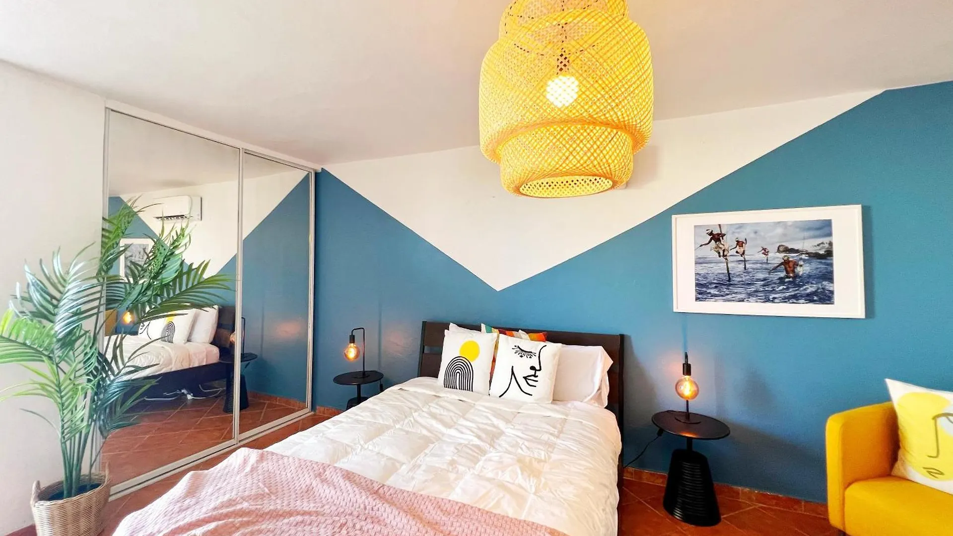 Spacious 2 Bedroom In San Juan+Parking - Steps To Beach Σπίτι διακοπών